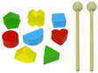 Krāsains koka staigulītis - stumjamā rotaļlieta, ģeometriskas figūriņas, krelles cena un informācija | Rotaļlietas zīdaiņiem | 220.lv