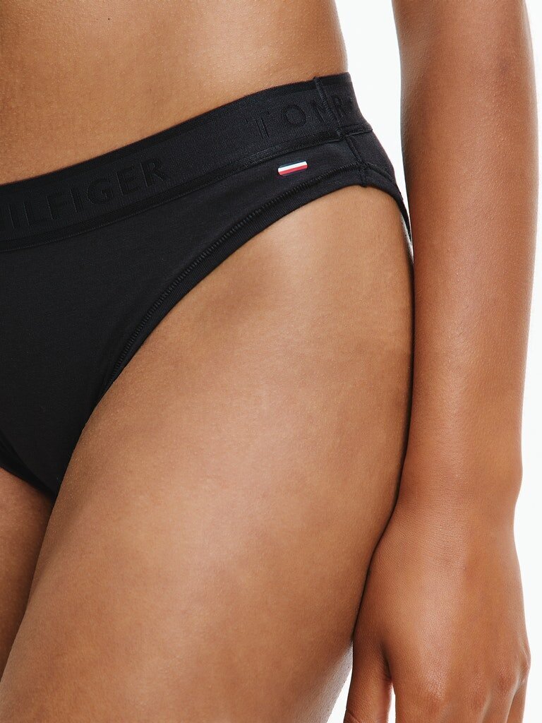 Bikini biksītes sievietēm Tommy Hilfiger Bikini, melnas UW0UW03153 BDS 40907 cena un informācija | Sieviešu biksītes | 220.lv