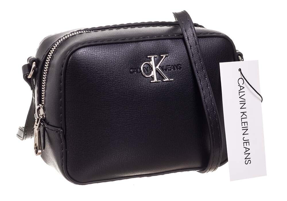 Soma sievietēm Calvin Klein SM CAMERA BAG BLACK K60K607485 BDS 36796 cena un informācija | Sieviešu somas | 220.lv