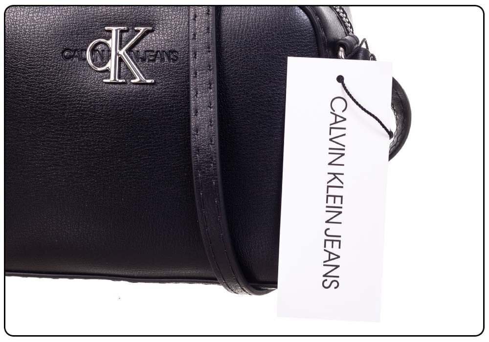 Soma sievietēm Calvin Klein SM CAMERA BAG BLACK K60K607485 BDS 36796 cena un informācija | Sieviešu somas | 220.lv