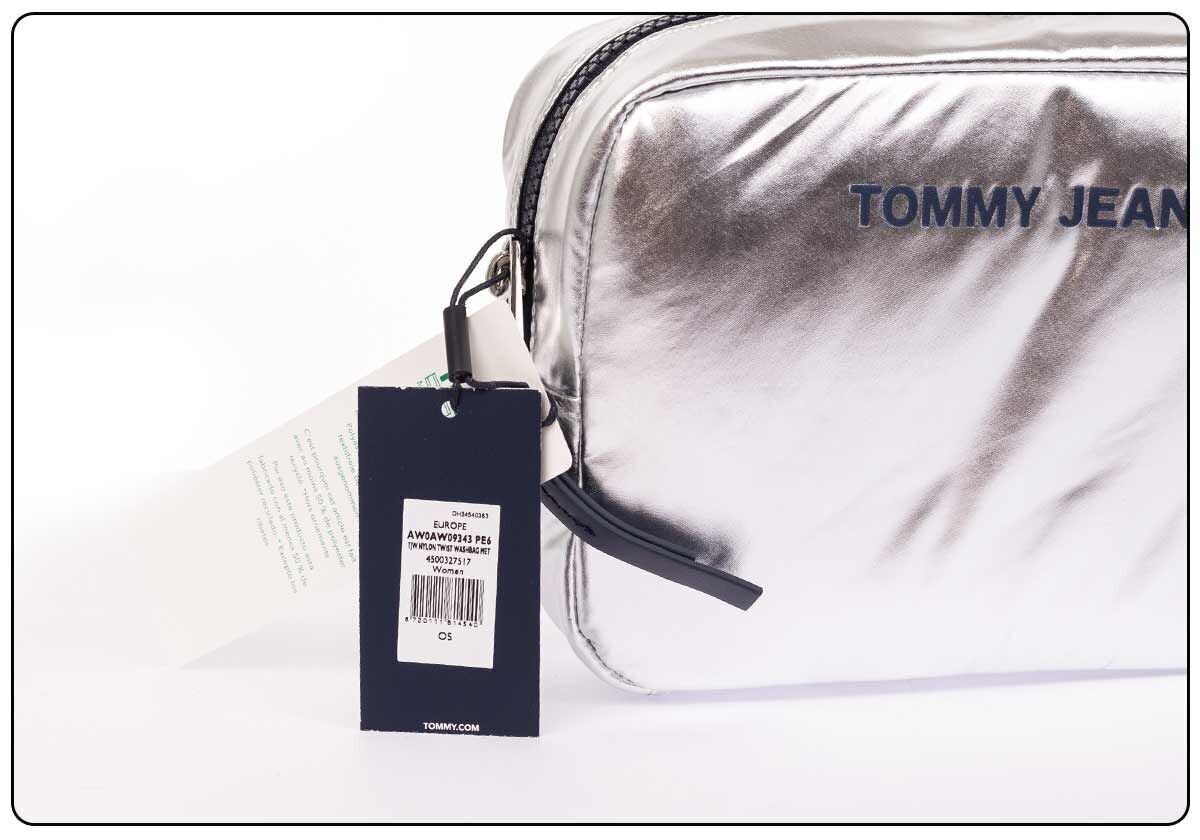 Kosmētikas soma sievietēm Tommy Hilfiger Tjw Nylon Twist Washbag Met, SUDRABAINA AW0AW09343 PE6 cena un informācija | Kosmētikas somas, spoguļi | 220.lv