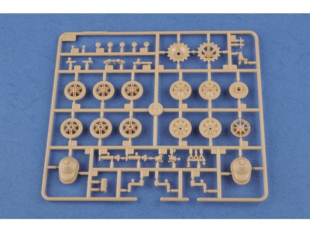 Hobbyboss - German Pzkpfw.II Ausf.J, 1/35, 83803 cena un informācija | Konstruktori | 220.lv