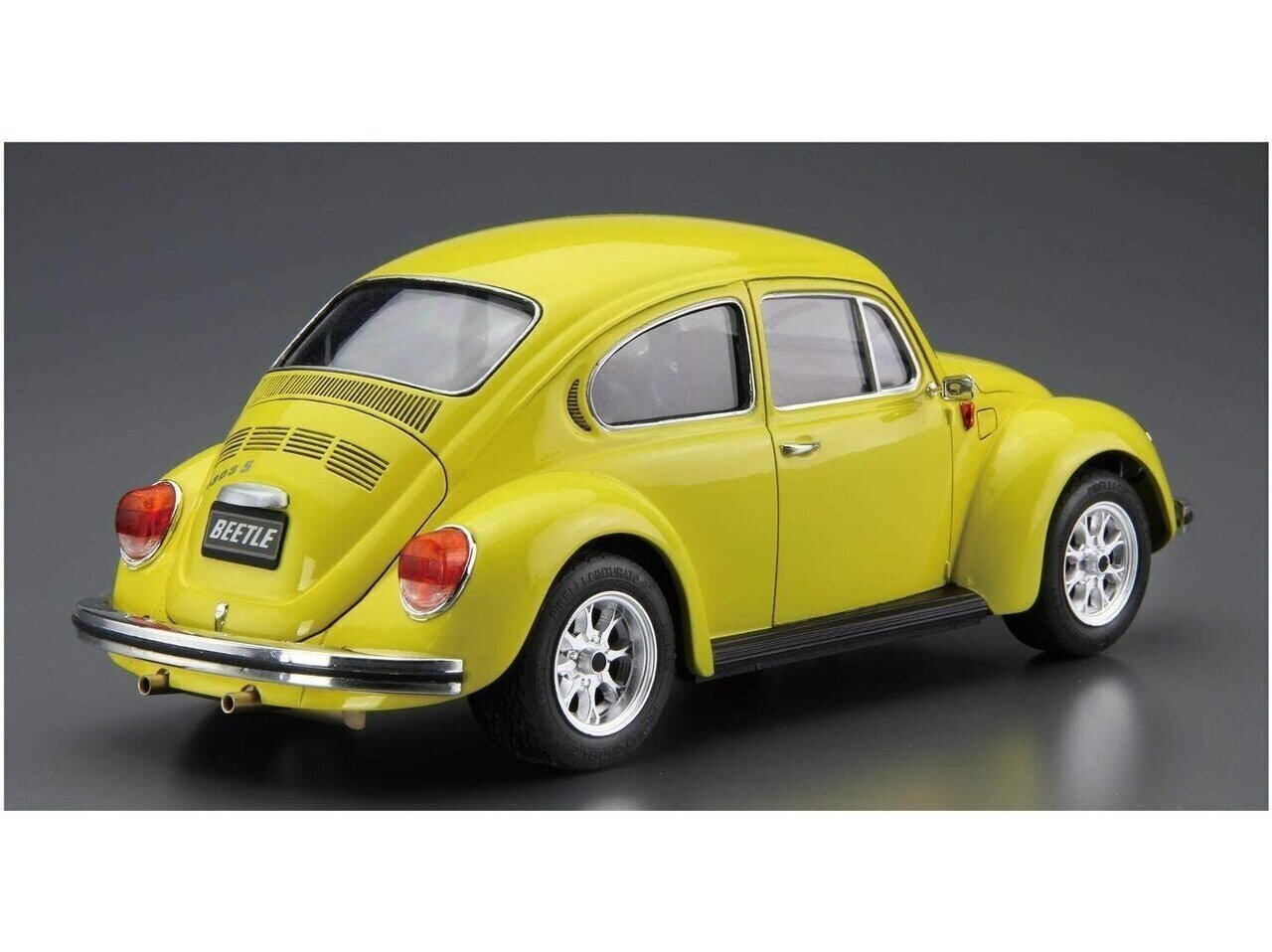 Aoshima - Volkswagen 13AD Beetle 1303S 1973, 1/24, 06130 цена и информация | Konstruktori | 220.lv