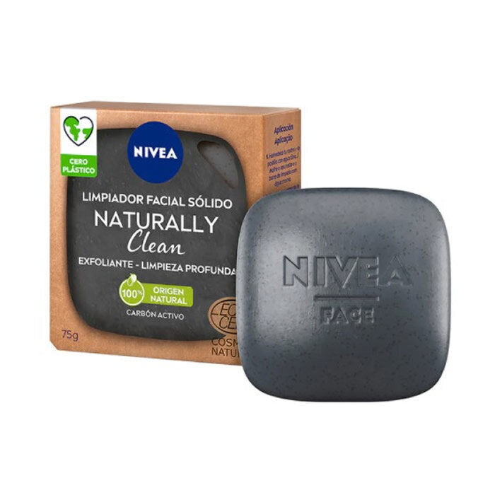 Sejas tīrīšanas līdzeklis Naturally Clean Nivea Ciets Eksfoliants Aktīvā ogle (75 g) cena un informācija | Sejas ādas kopšana | 220.lv