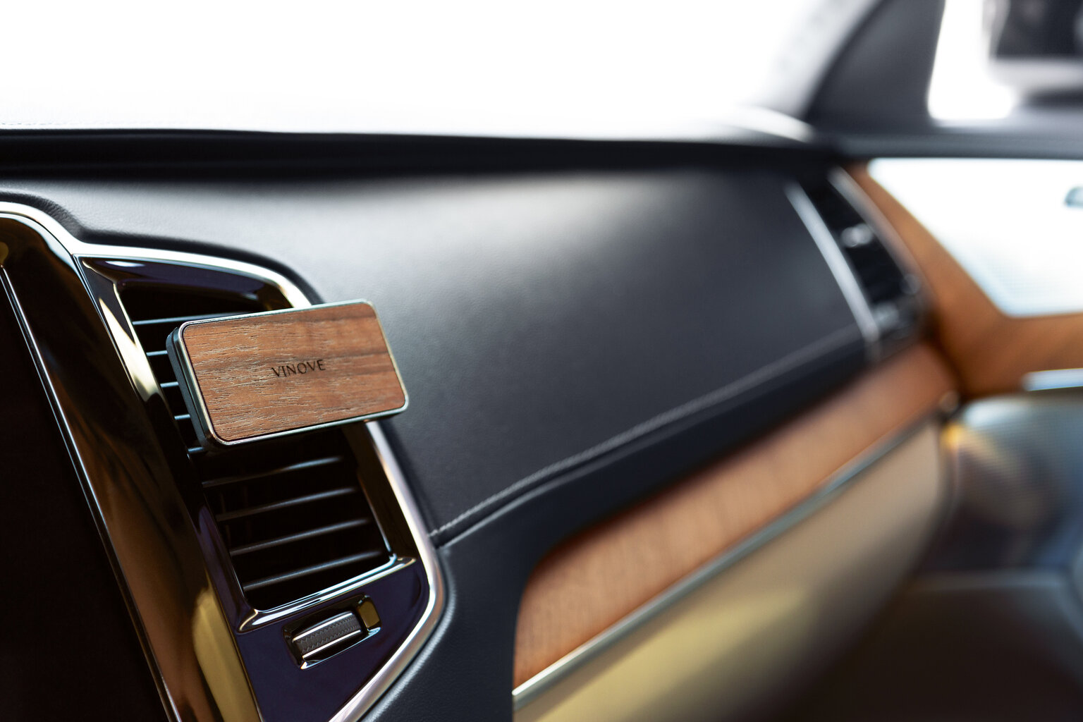 Automašīnas smarža Milano modern wood cena un informācija | Auto gaisa atsvaidzinātāji | 220.lv