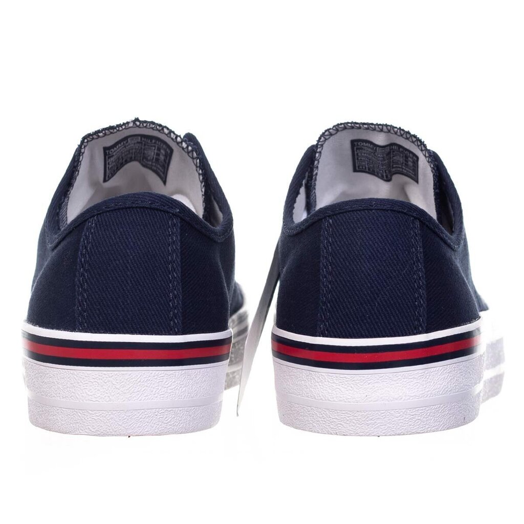 Sporta apavi vīriešiem Tommy Hilfiger JEANS ESSENTIAL LOW CUT NAVY EM0EM00962 C87 44105 цена и информация | Sporta apavi vīriešiem | 220.lv