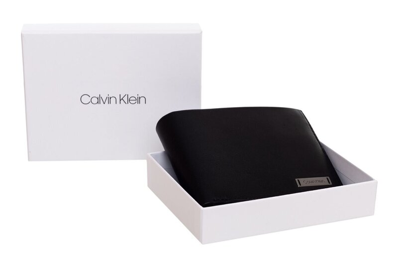 Мужской кошелек Calvin Klein SMOOTH PLAQUE 5 CC BLACK K50K504299 001 35821  цена | 220.lv