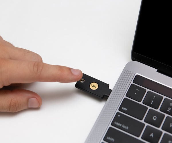 Yubico YubiKey 5C NFC cena un informācija | Adapteri un USB centrmezgli | 220.lv