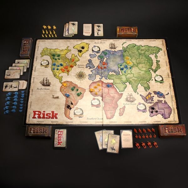 Risk galda spēle (ES) cena un informācija | Galda spēles | 220.lv