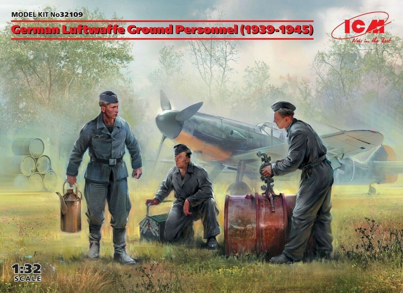 Līmējams modelis ICM 32109 German Luftwaffe Ground Personnel (1939-1945) (3 figures) 1/32 цена и информация | Līmējamie modeļi | 220.lv