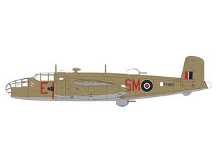 Airfix - North American Mitchell Mk.II, 1/72, A06018 цена и информация | Конструкторы и кубики | 220.lv