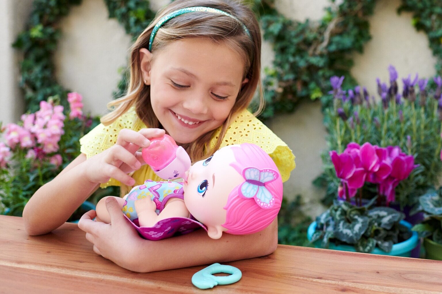 Tauriņš-zīdainis ar autiņbiksītēm My Garden Baby® - rozā GYP10 cena un informācija | Rotaļlietas meitenēm | 220.lv