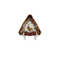 Queens Crown porcelāna trīsstūrveida servēšanas bļoda, "Medības" (stirna) sarkanā krāsā Izmērs 16,5 cm. cena un informācija | Trauki, šķīvji, pusdienu servīzes | 220.lv
