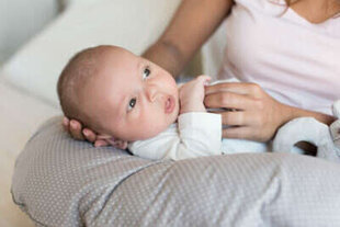 La Bebe™ Pakaviņš (pakavs) mazuļa barošana, gulēšanai, pakaviņš grūtniecēm, 20x70 cm cena un informācija | Grūtnieču spilveni | 220.lv