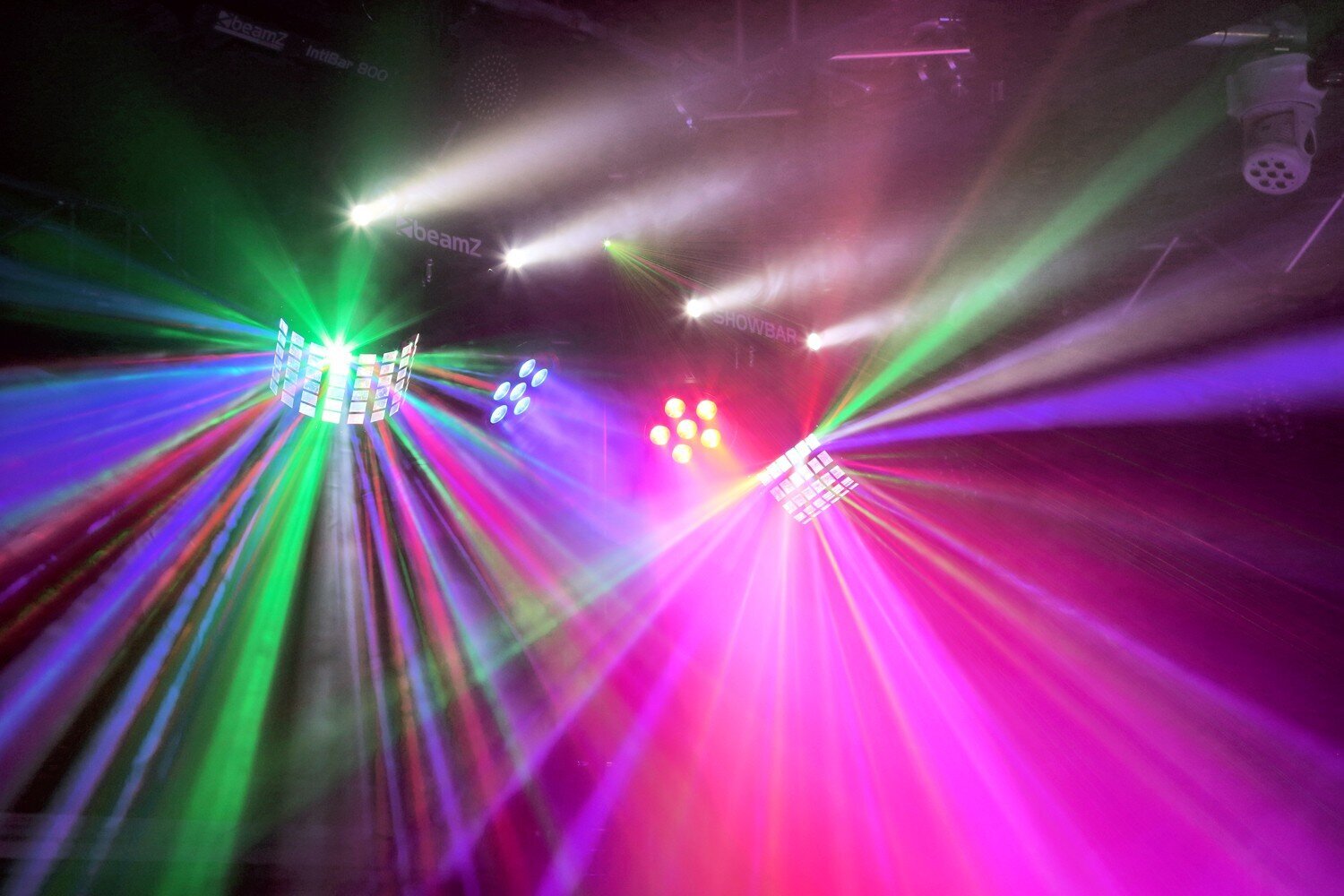 beamZ SHOWBAR 2x PAR, 2x Butterfly un R/G Laser DMX IRC cena un informācija | Svētku dekorācijas | 220.lv