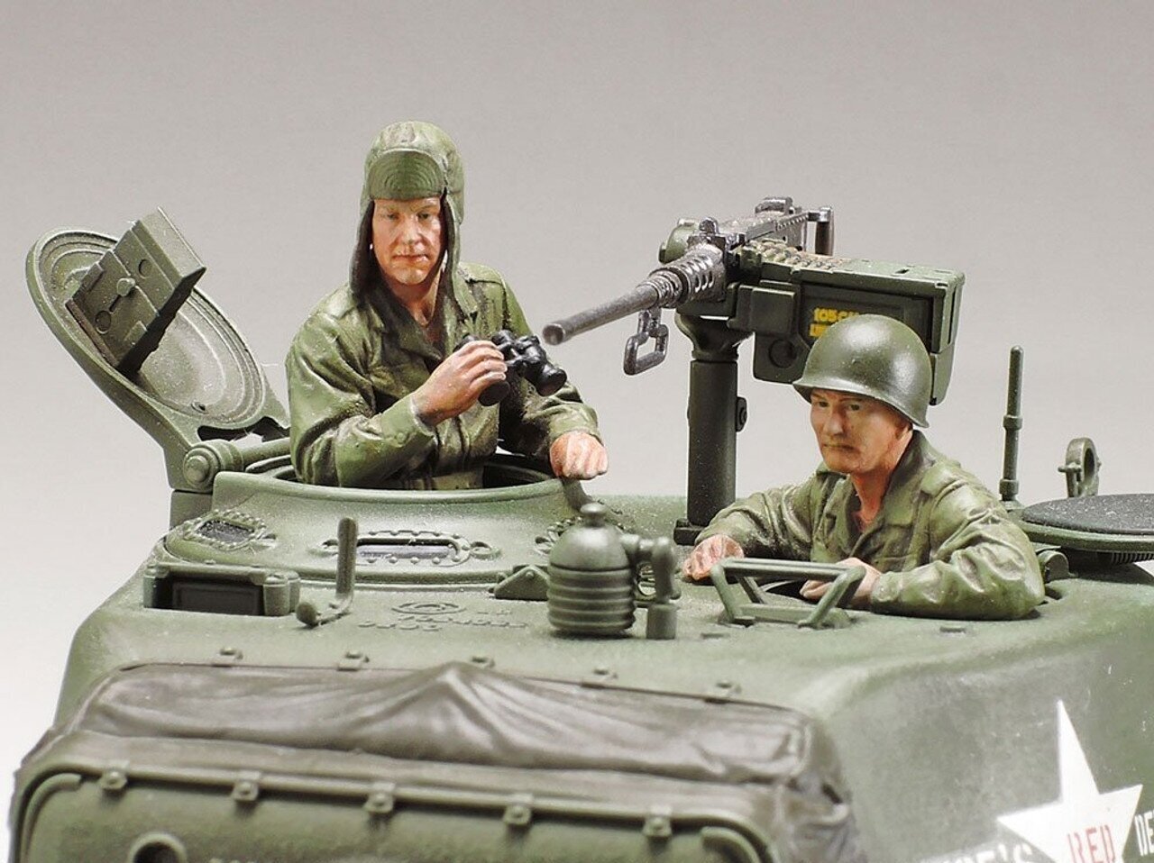 Tamiya - Korean war U.S. Medium Tank M4A3E8 Sherman "Easy Eight", 1/35, 35359 цена и информация | Konstruktori | 220.lv