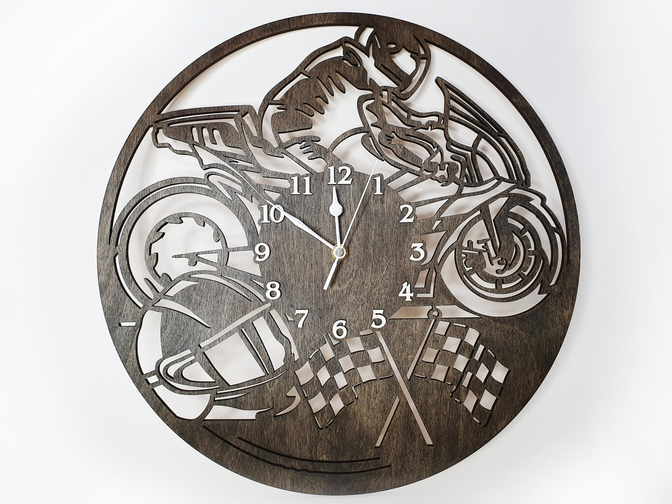 Koka tonēts sienas pulkstenis ar motociklu