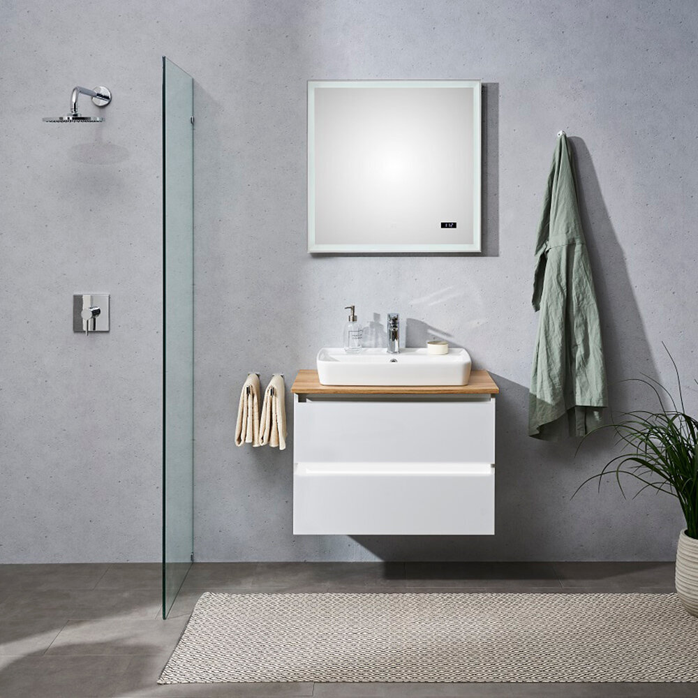 Vannas istabas mēbeļu komplekts ar LED apgaismojumu un izlietni 360 balts spīdums cena un informācija | Vannas istabas mēbeļu komplekti | 220.lv