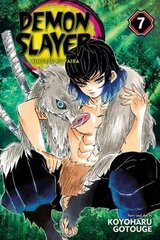 Demon Slayer: Kimetsu no Yaiba, Vol. 7: Trading Blows At Close Quarters цена и информация | Пособия по изучению иностранных языков | 220.lv