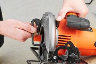 Rokas ripzāģis Black&Decker CS1550 66 mm 1500W цена и информация | Пилы, циркулярные станки | 220.lv