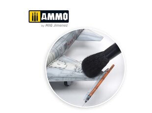 Кисточка AMMO MIG - DUST REMOVER BRUSH 1 AMIG8575 цена и информация | Механические инструменты | 220.lv