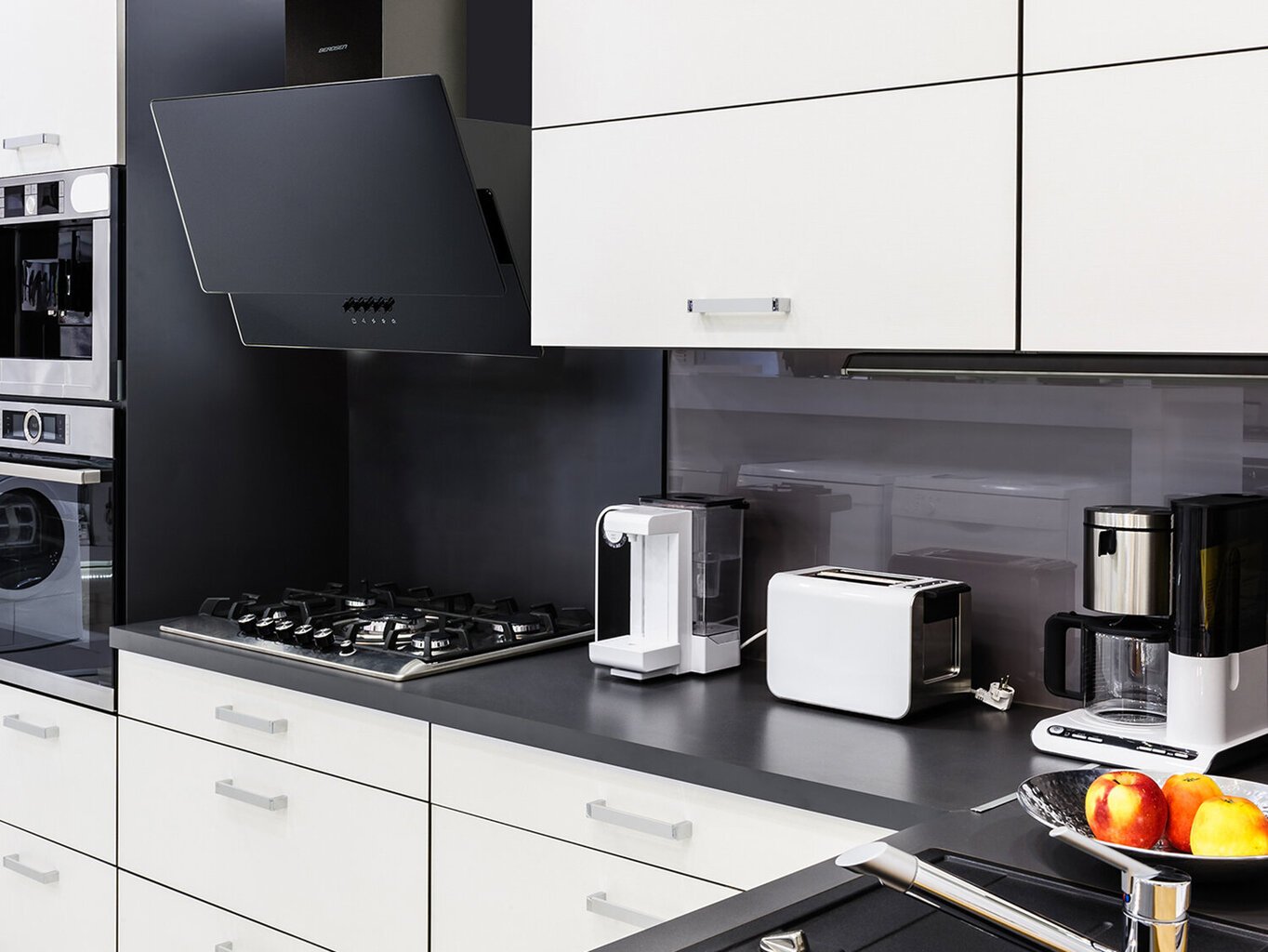 Virtuves nosūcējs - 60 cm., minimal black, melns cena un informācija | Tvaika nosūcēji | 220.lv