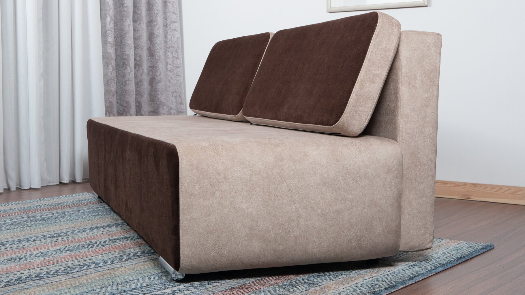 Dīvāns - gulta "Ovals", gaiši brūns - kombinēts cena un informācija | Dīvāni | 220.lv