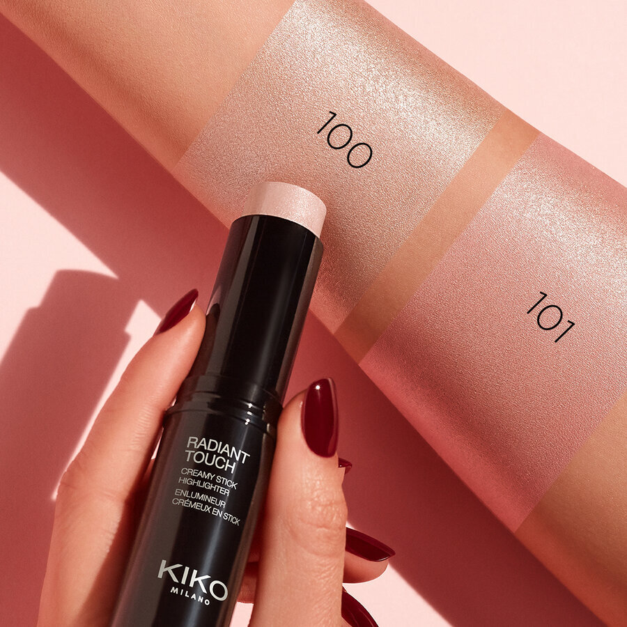 Krēmveida izgaismotājs Kiko Milano Radiant Touch Creamy Stick Highlighter, 100 Gold cena un informācija | Bronzeri, vaigu sārtumi | 220.lv