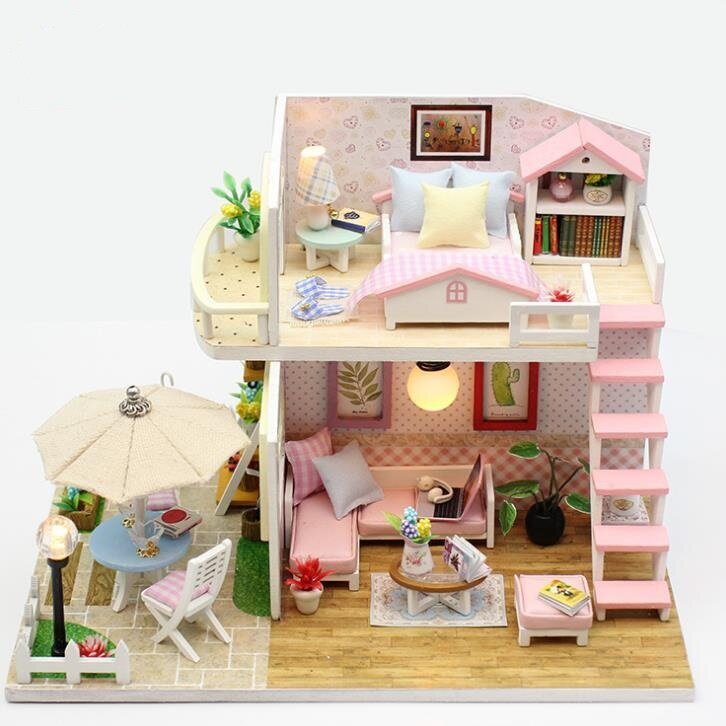 Koka leļļu mājas modelis ar LED цена и информация | Rotaļlietas meitenēm | 220.lv