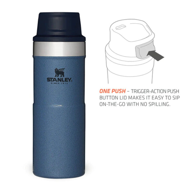 Termokrūze The Trigger-Action Travel Mug Classic 0,35L gaiši zila cena un informācija | Termosi, termokrūzes | 220.lv