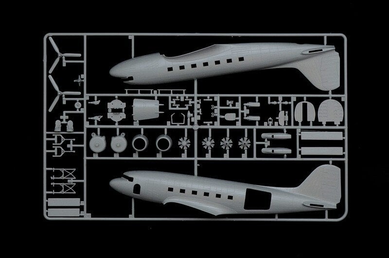 Italeri Plastmasas modelis Dakota MK.III cena un informācija | Kolekcionējamie modeļi | 220.lv