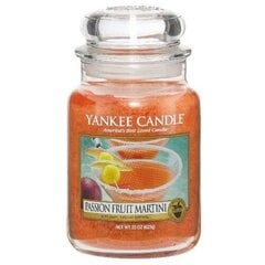 Yankee Candle Passion Fruit Martini Candle - Scented svece 104.0g cena un informācija | Sveces un svečturi | 220.lv