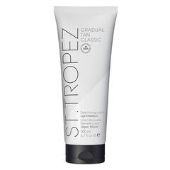 Pašiedeguma nostiprinošs ķermeņa losjons pakāpeniskam iedegumam Gradual Tan Classic (Daily Firming Lotion) LIGHT / MEDIUM 200 ml cena un informācija | St. Tropez Smaržas, kosmētika | 220.lv