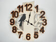 Koka sienas pulkstenis koka formā ar putnu cena un informācija | Oriģināli pulksteņi | 220.lv