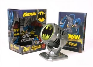 Batman: Metal Die-Cast Bat-Signal: Deluxe cena un informācija | Mākslas grāmatas | 220.lv