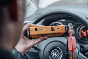 Ātrais starteris, uzlāde BOOSTER 12800mAh Iebūvēts lukturītis un drošības āmurs цена и информация | Зарядные устройства для аккумуляторов | 220.lv