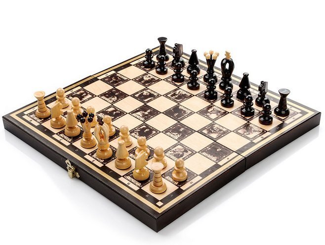 Galda spēle Šahs Filipek 35 x 35 cm cena un informācija | Galda spēles | 220.lv