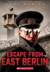 Escape from East Berlin цена и информация | Книги для подростков и молодежи | 220.lv