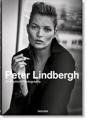 Peter Lindbergh. On Fashion Photography Multilingual edition cena un informācija | Grāmatas par fotografēšanu | 220.lv