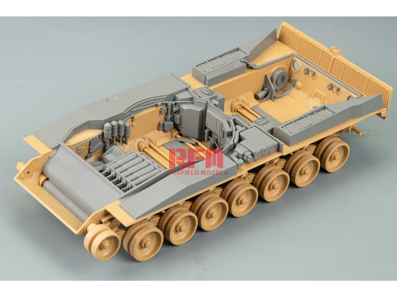 Rye Field Model - Leopard 2A6 with Full Interior, 1/35, RFM-5066 cena un informācija | Konstruktori | 220.lv