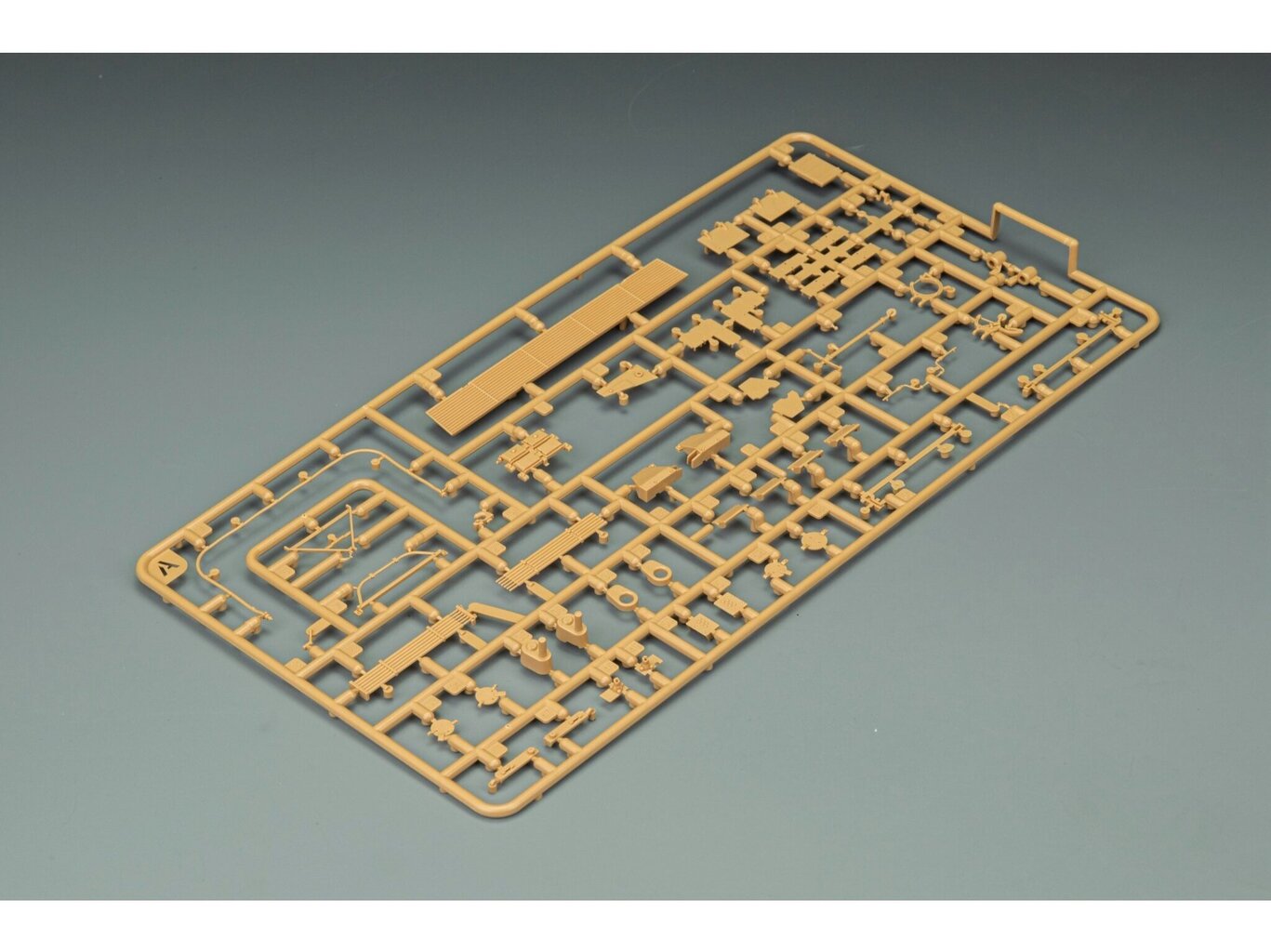 Rye Field Model - Leopard 2A6 with Full Interior, 1/35, RFM-5066 cena un informācija | Konstruktori | 220.lv