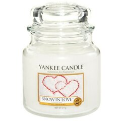 Ароматическая свеча Yankee Candle Snow In Love, 411 г цена и информация | Подсвечники, свечи | 220.lv