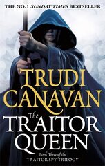 Traitor Queen: Book 3 of the Traitor Spy cena un informācija | Fantāzija, fantastikas grāmatas | 220.lv