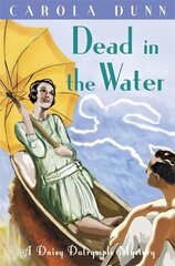 Dead in the Water cena un informācija | Fantāzija, fantastikas grāmatas | 220.lv