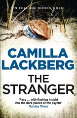 Stranger, Book 4 cena un informācija | Fantāzija, fantastikas grāmatas | 220.lv