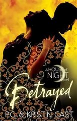 Betrayed: Number 2 in series Digital original цена и информация | Книги для подростков  | 220.lv