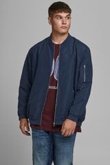 <p>Ветровкa JACK &amp; JONES</p><br />
<ul><br />
<li>Код продукта: 12173990NAVYBLAZER</li><br />
<li>Марка: JACK &amp; JONES</li><br />
<li>Цвет: Тёмно синий</li><br />
<li>Застежка: Mолния</li><br />
</ul> цена и информация | Мужские куртки | 220.lv