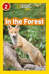 In the Forest: Level 2 edition cena un informācija | Grāmatas pusaudžiem un jauniešiem | 220.lv