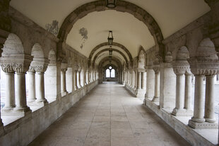 Фотообои - Древний коридор  375x250 см цена и информация | Фотообои | 220.lv