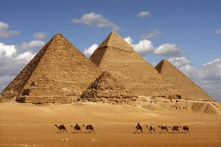 Fototapetes - Ēģiptes piramīdas 375x250 cm cena un informācija | Fototapetes | 220.lv